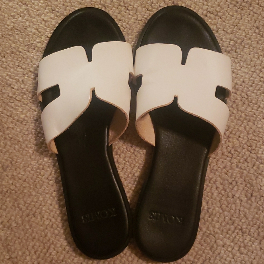 H sandals